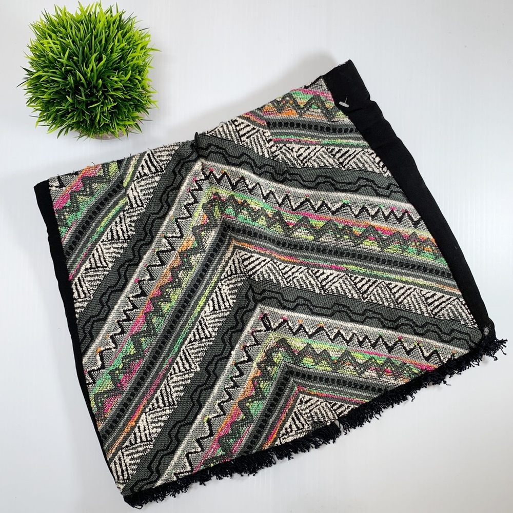 Urban Outfitters Staring at the Stars Aztec Mini‎
